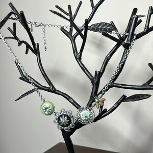 Lia Sophia Flower Station Necklace 19”